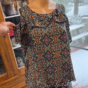 My Michelle cold shoulder Floral Ruffle Sleeve Top medium